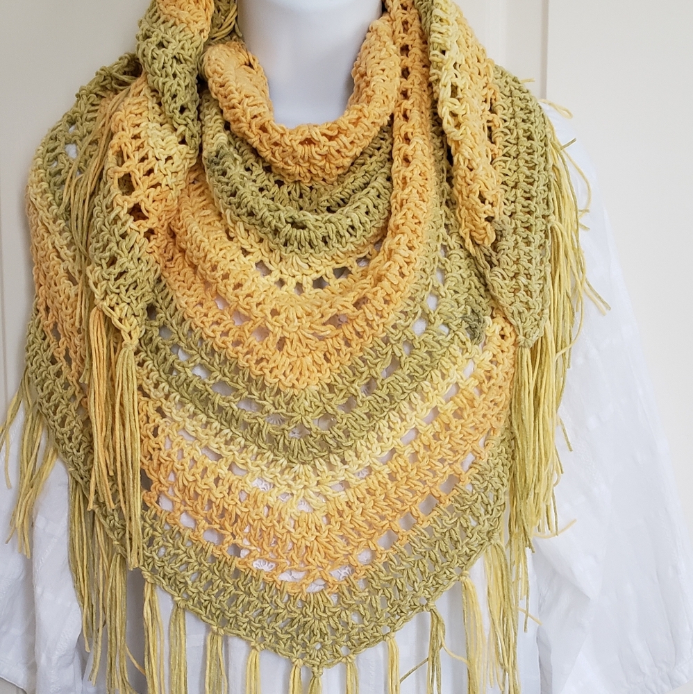 The Versatile Scarf/Shawl